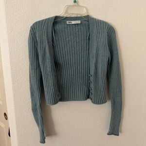 3/$15 Zara Women's Blue Ribbed Sweater